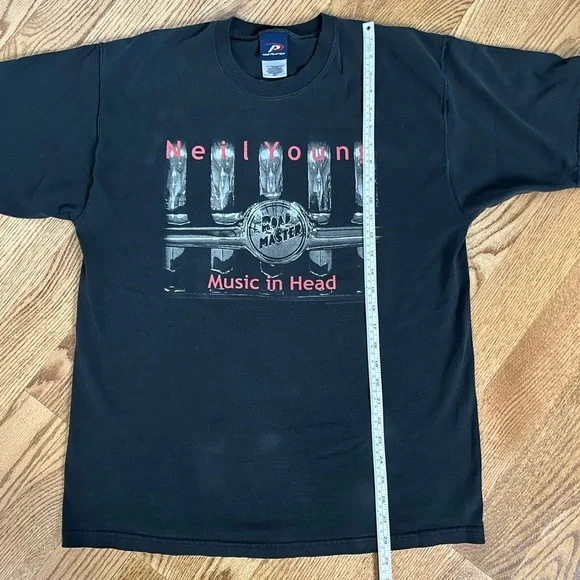 Vintage Neil Young Music in Head Concert T-Shirt - Picture 7 of 8